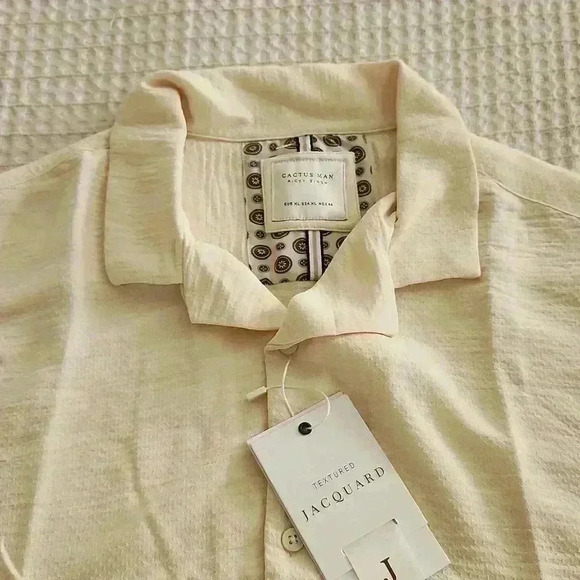 TEXTURED JACQUARD MEN'S SHIRT - Picture 2 of 7